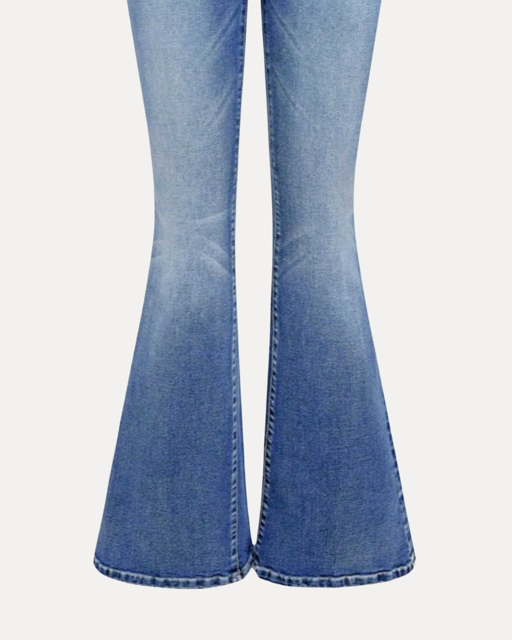 Wingline Flare Jeans