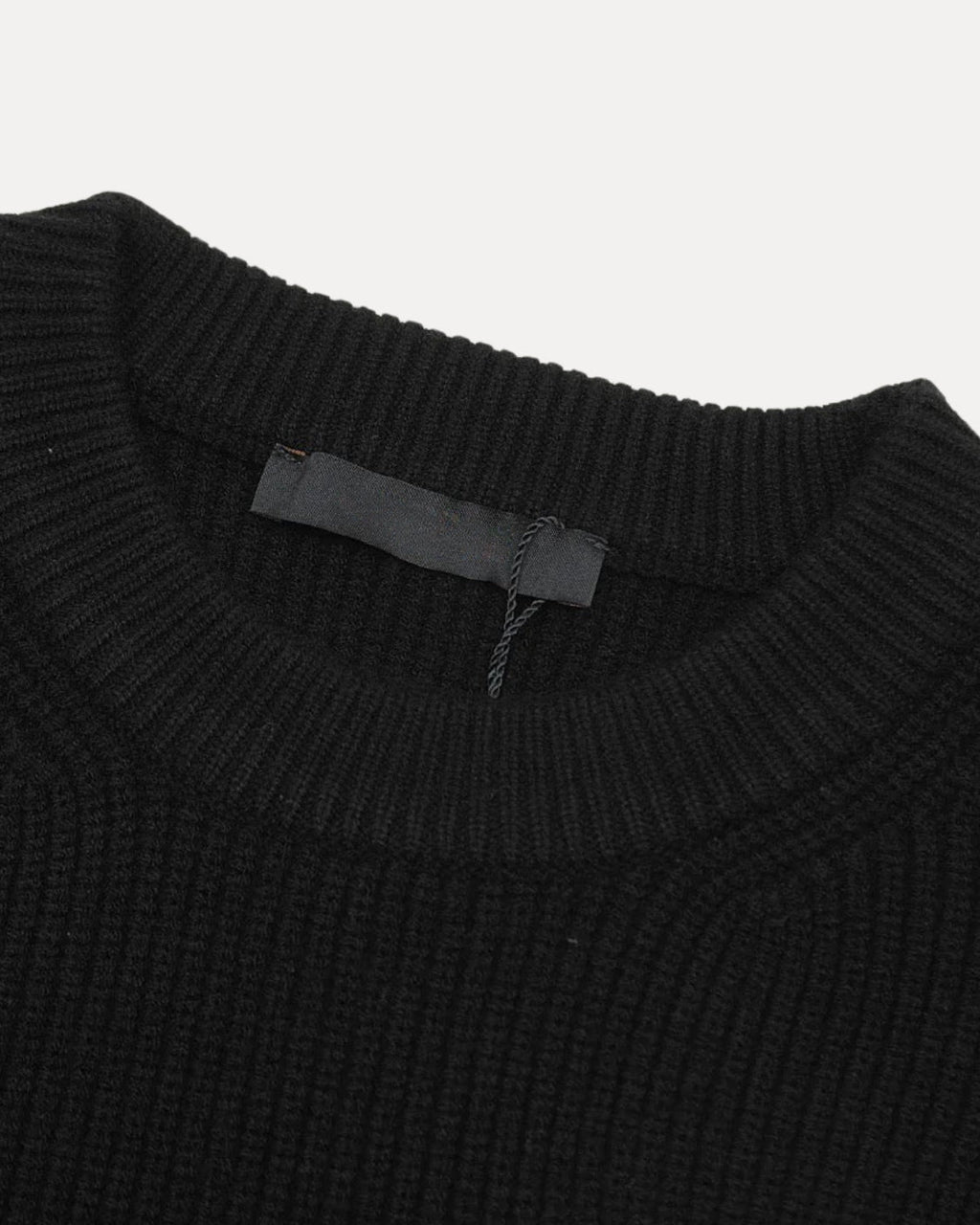 DETAILED KNIT SWEATER