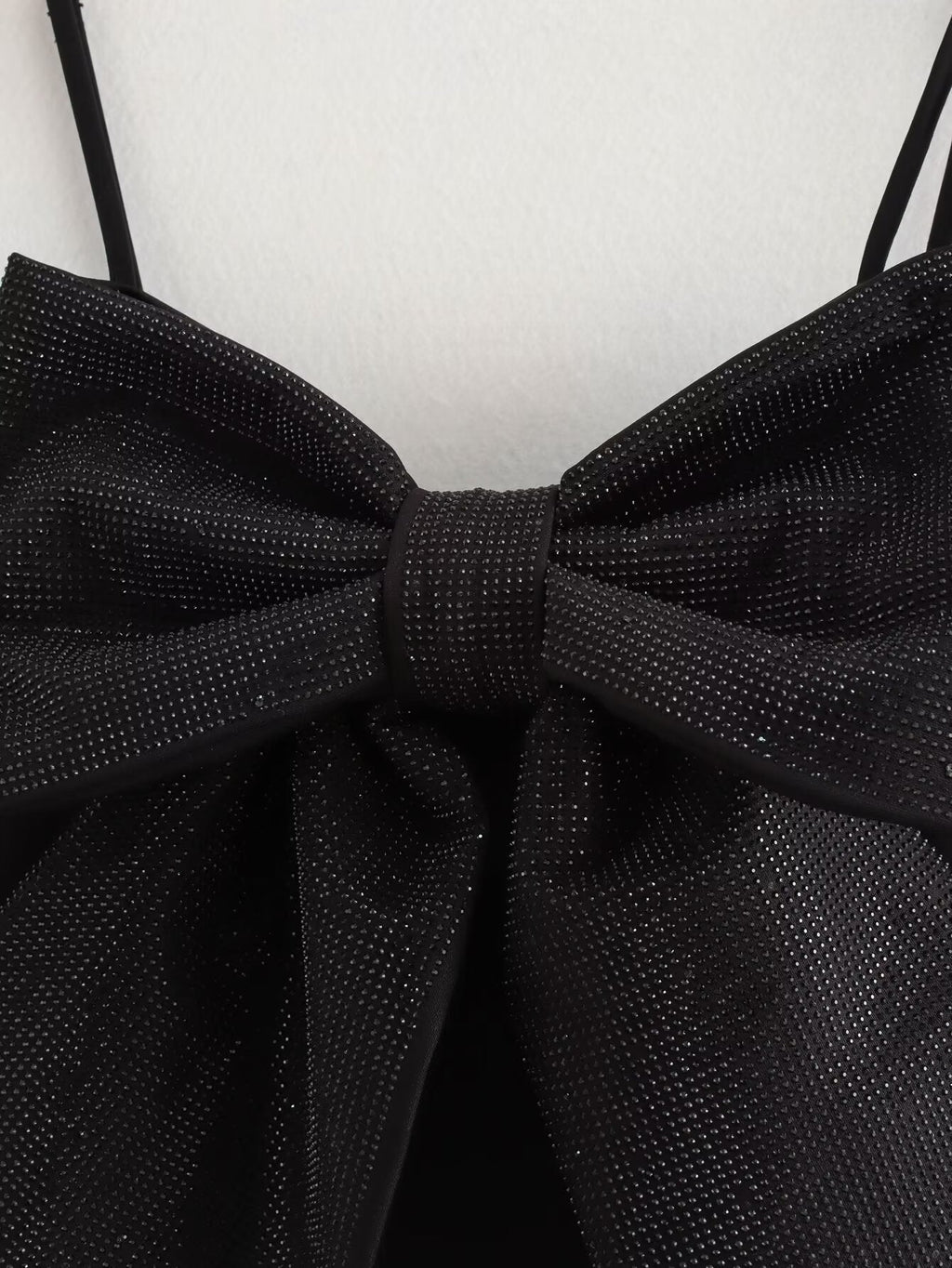 STRAPPY BOW CROP TOP